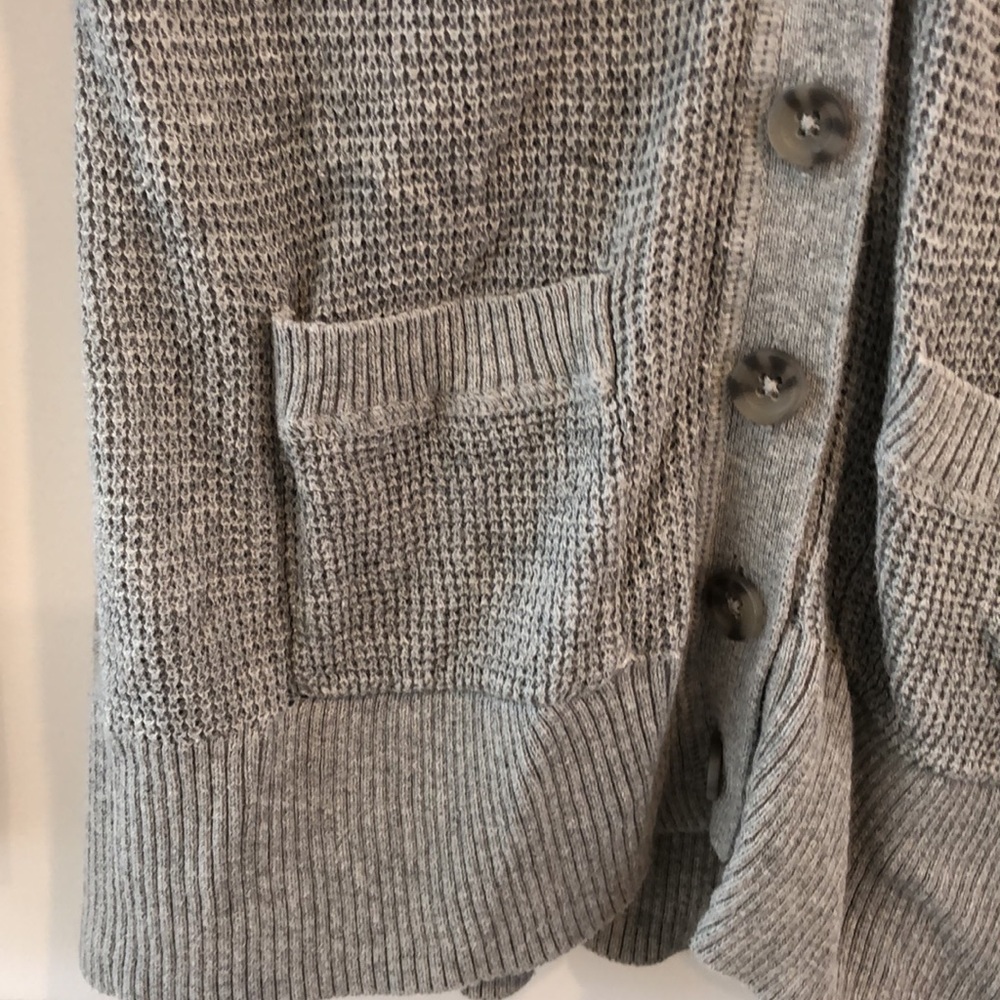 Mossimo sweater - Picture 3 of 4